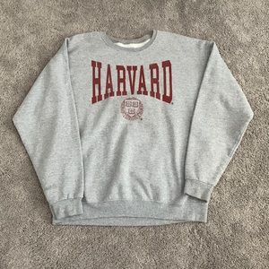 Oversized Tillys Harvard gray sweatshirt